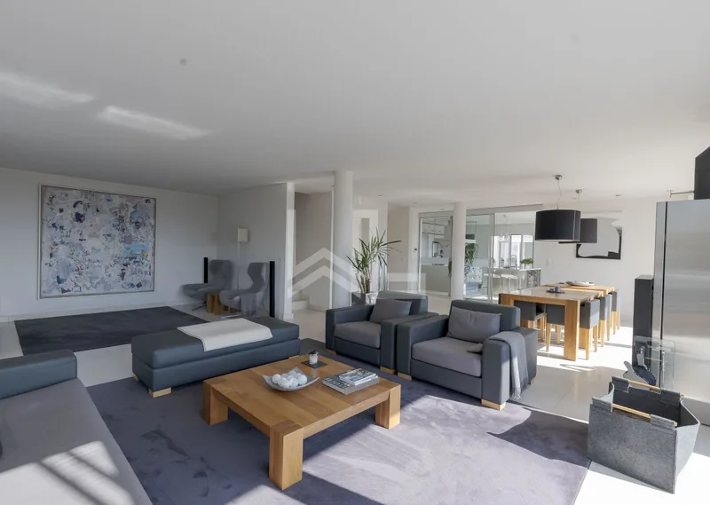 House / Villa 13.5 rooms in Begnins — photo 3