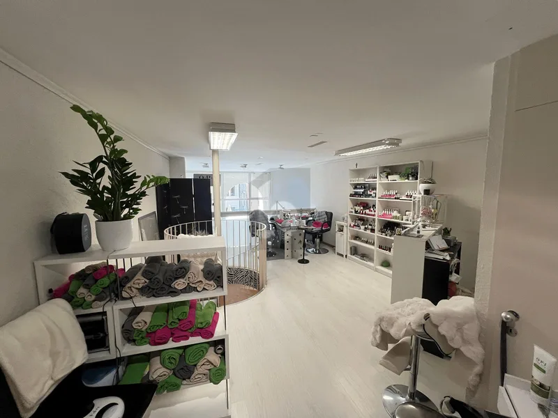 Commercial 2 rooms in Vieille Ville — 5