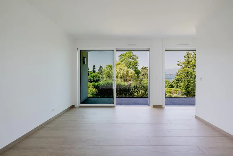 House / Villa 6 rooms in Anières — 4