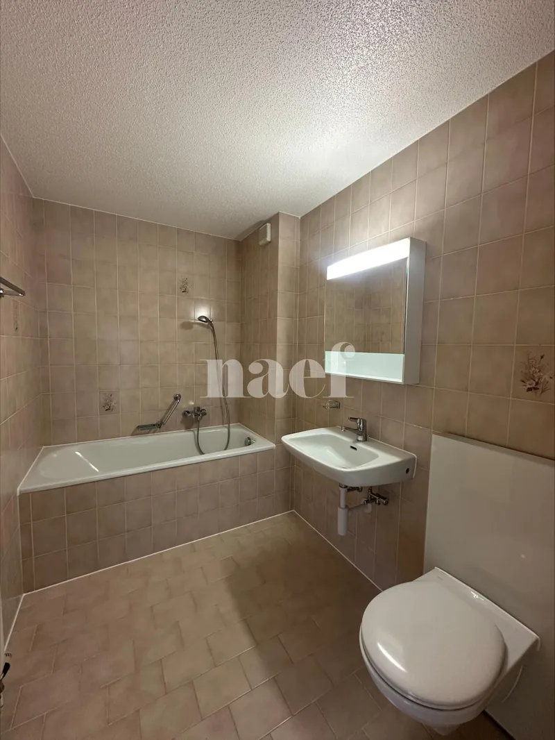 Apartment 5.5 rooms in Neuchâtel — 8