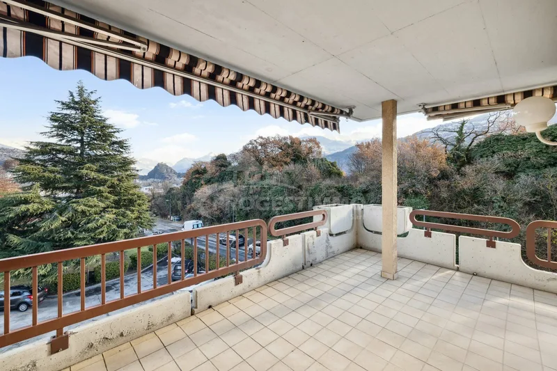 Appartement 4.5 pièces à Hauts de Sion — 9