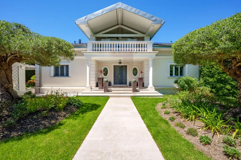 Maison / Villa à Cologny — 3