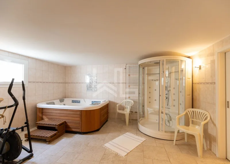 Maison / Villa 8 pièces à Aubonne — photo 17
