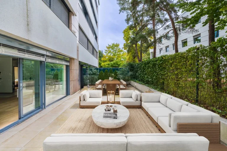 Appartement 4 pièces à Petit-Saconnex — 2