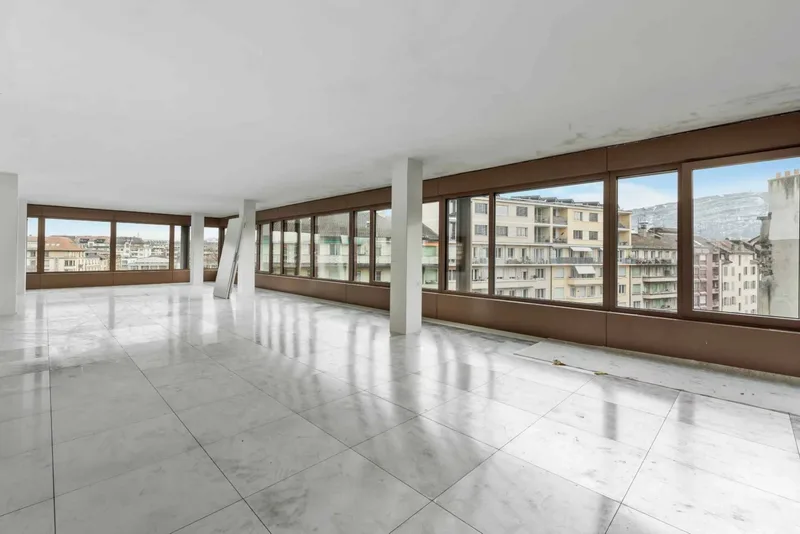 Commercial in Les Acacias — 8