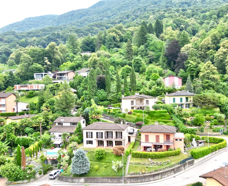 Maison / Villa 6.5 pièces à Davesco-Soragno — 2