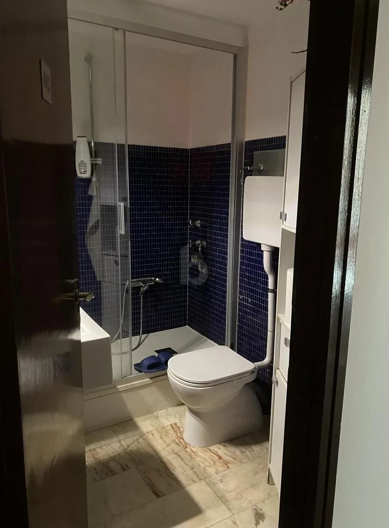 Gewerbe 2.5 Zimmer in Zentrale — 5