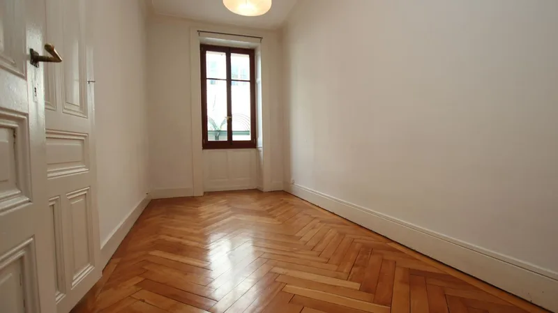 Wohnung 5.5 Zimmer in Quartier des Eaux-Vives