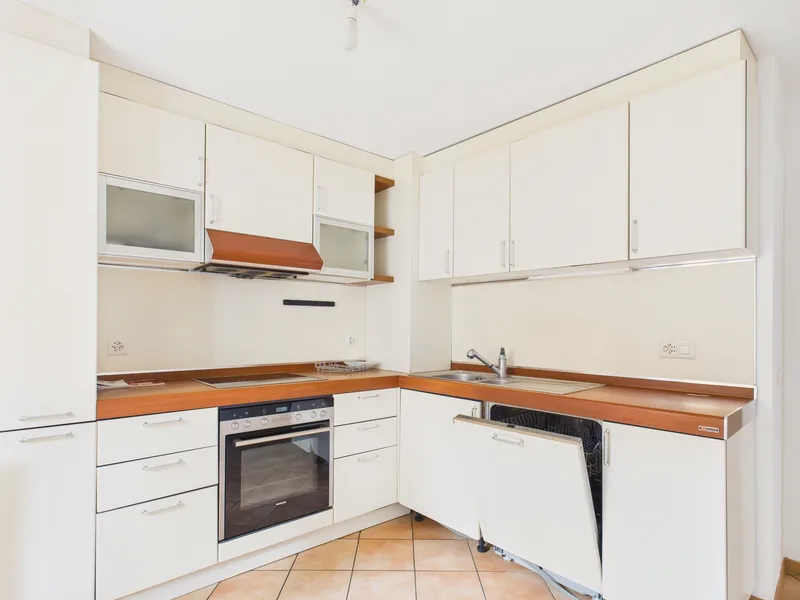 House / Villa 5 rooms in Bruzella — 3
