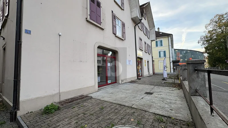 Gewerbe 1.5 Zimmer in Stadtzentrum — photo 2