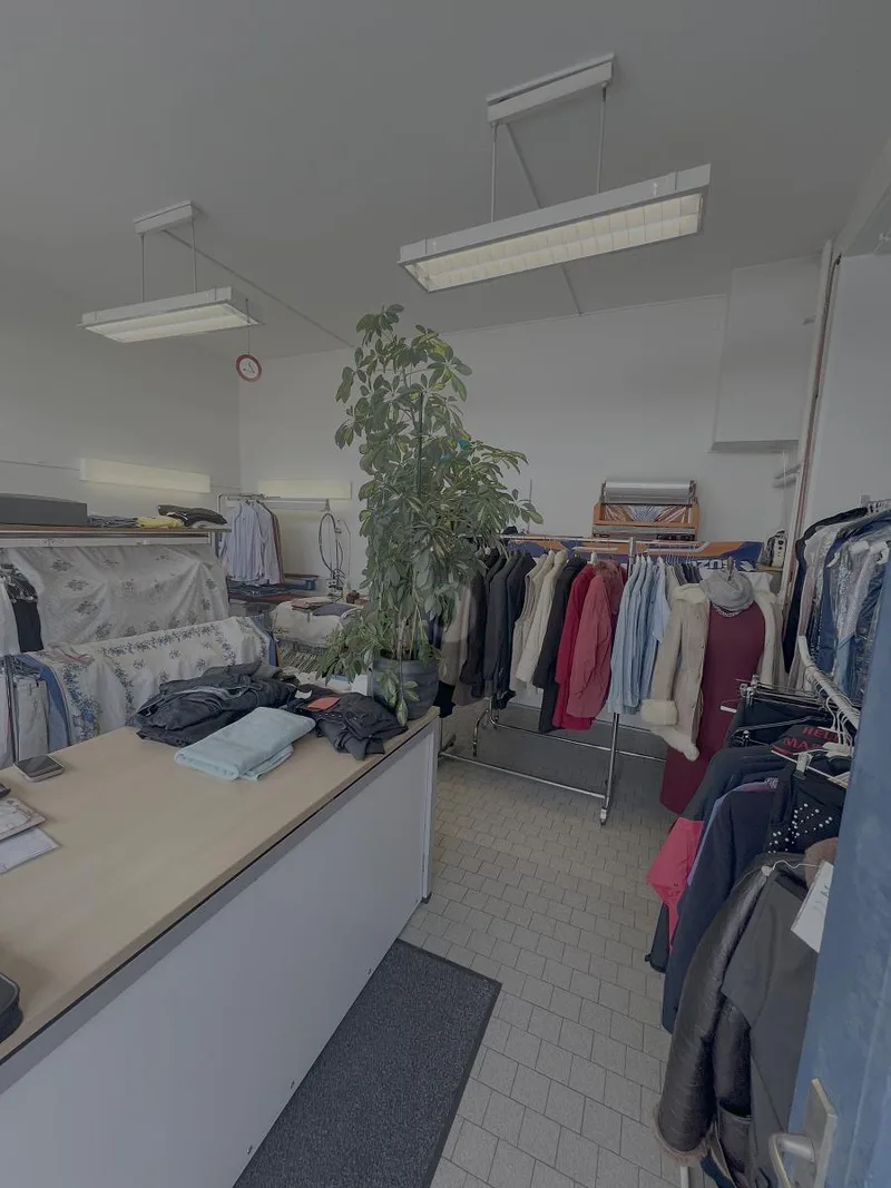Commercial 2 rooms in Wollishofen — 2