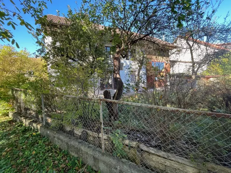 House / Villa in Haute-Sorne — 18