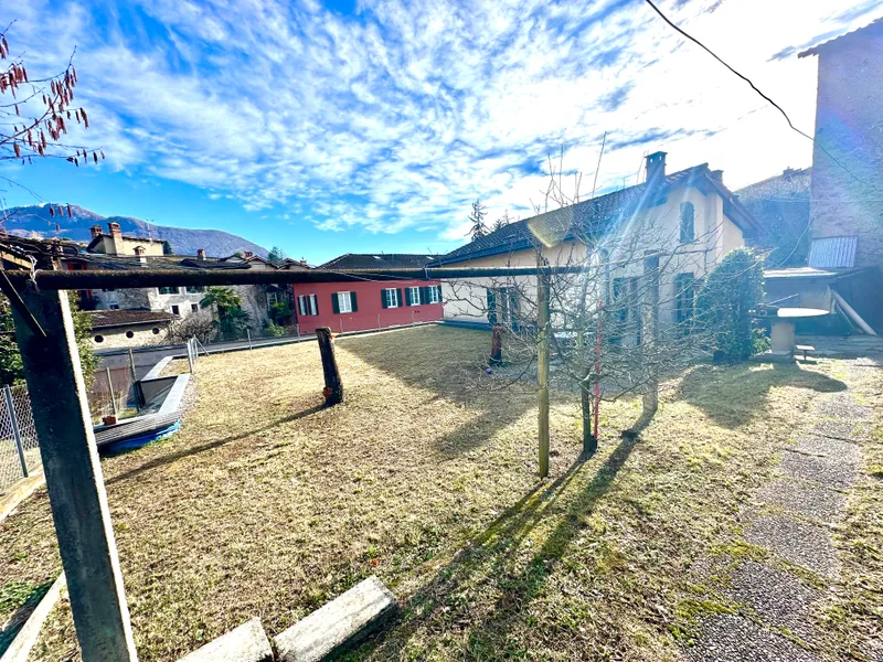 Maison / Villa 7.5 pièces à Cureglia — 8