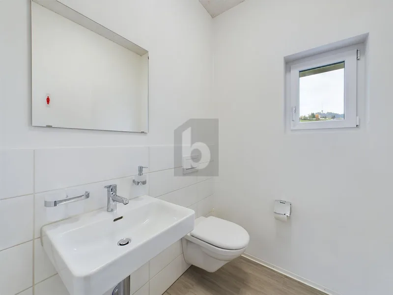 Gewerbe 3.5 Zimmer in Bolligen — photo 5