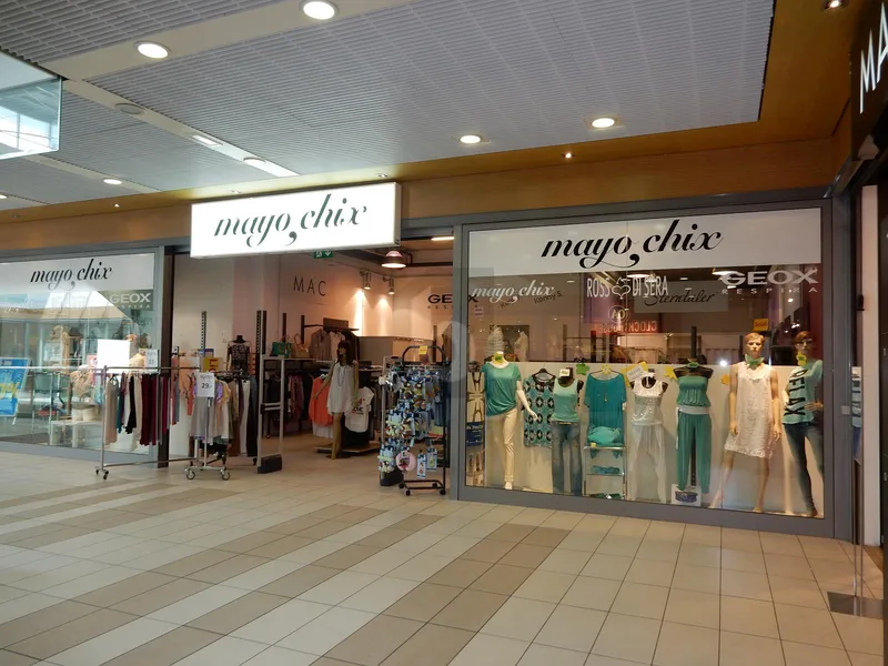 Gewerbe 1 Zimmer in centro commerciale