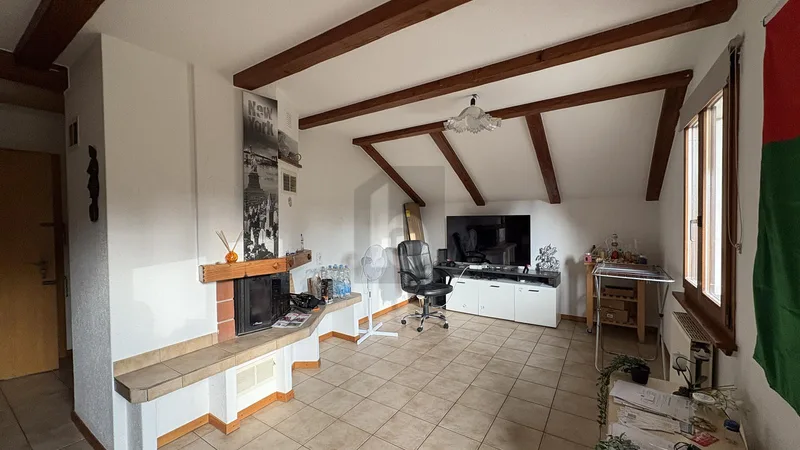 Building 12.5 rooms in Moutier — 5