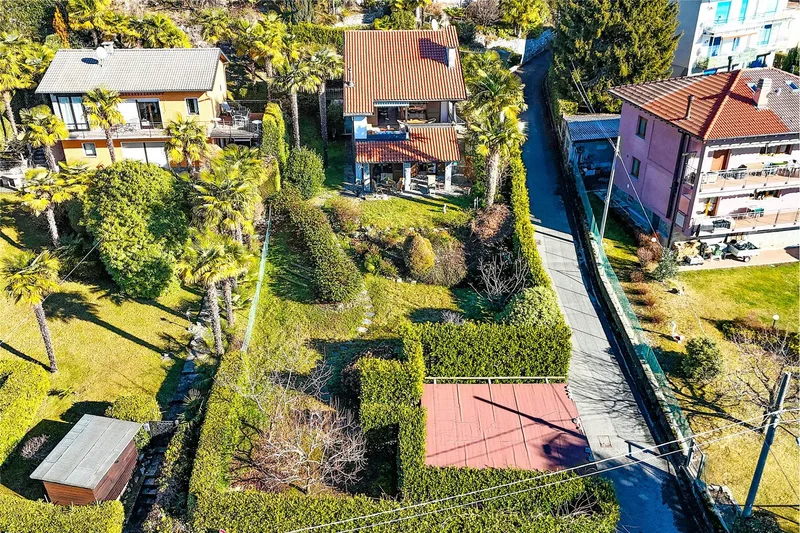 House / Villa 6 rooms in Collina d'Oro — 20