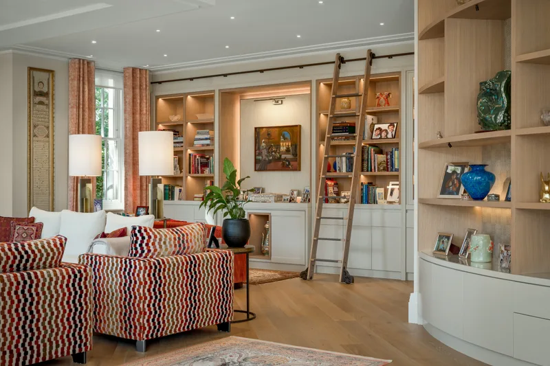 House / Villa 7 rooms in St George’s Hill — photo 5