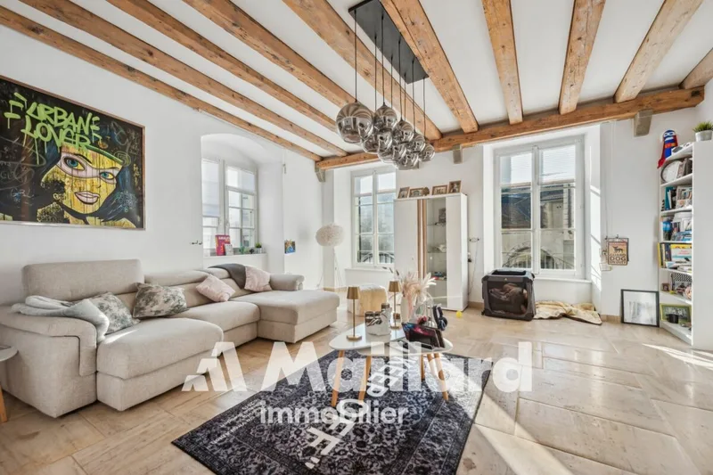 Wohnung 4.5 Zimmer in vieux Bourg — photo 2