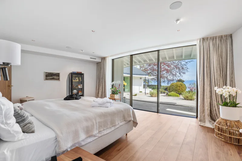 Maison / Villa 10 pièces à Saint-Prex — photo 8
