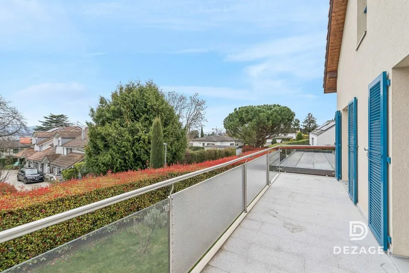 House / Villa 10.5 rooms in Terre Sainte — 10