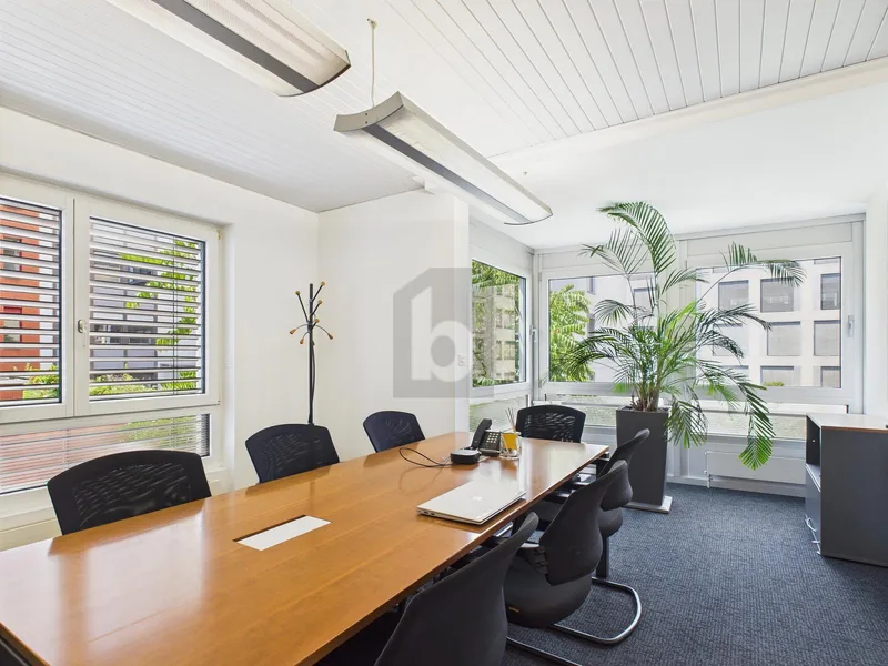 Commercial 7 rooms in Europaallee