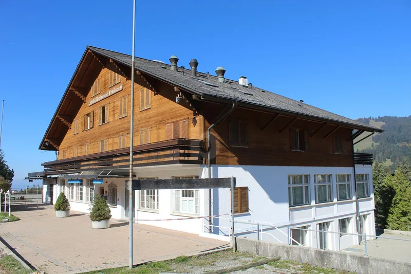 Gewerbe 48 Zimmer in Châtel-Saint-Denis