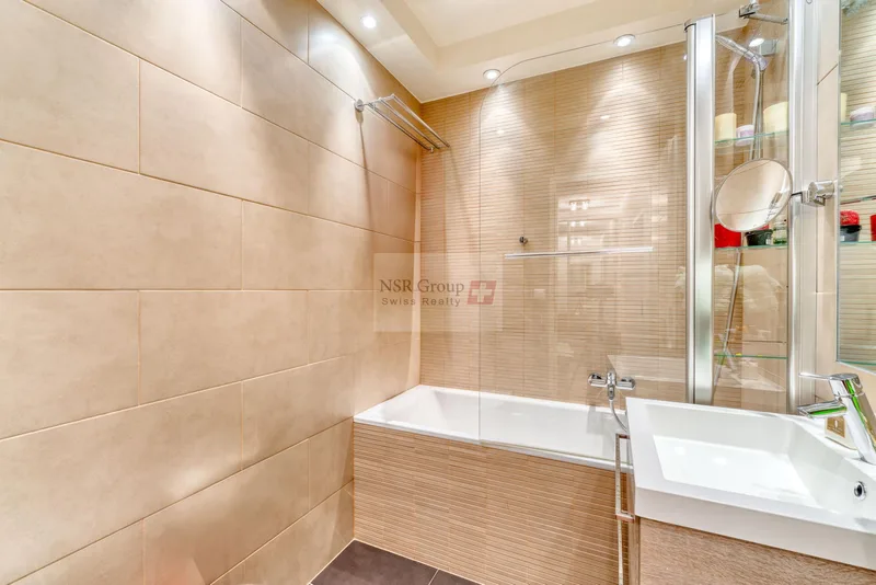 Appartement 5 pièces à Malagnou — 8