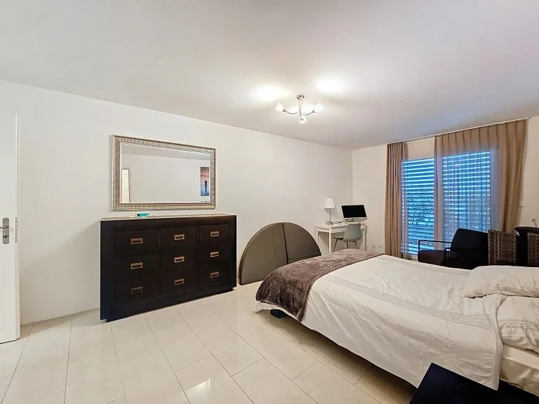 Appartement 4.5 pièces à centre-ville — 8