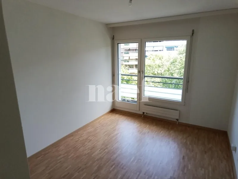 Apartment 5 rooms in Troinex — 5