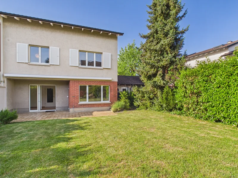Maison / Villa 6.5 pièces à Reinach — photo 4