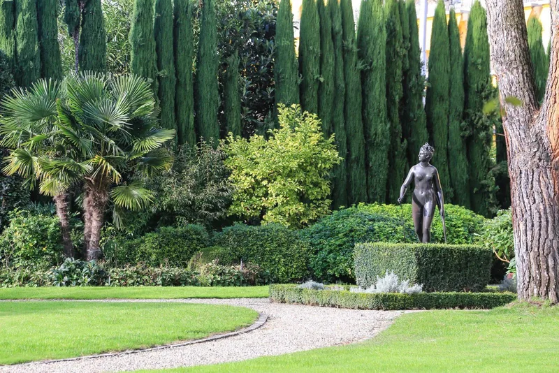 Maison / Villa 24 pièces à Montreux — 2