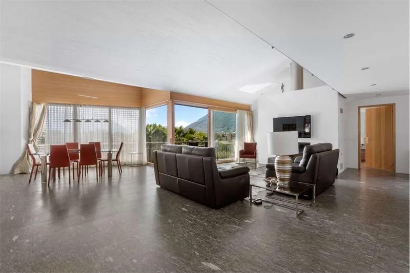 House / Villa 6.5 rooms in Giubiasco — 6