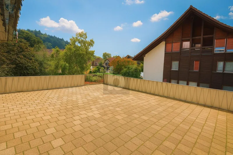 Building 13 rooms in Ursenbach — 3