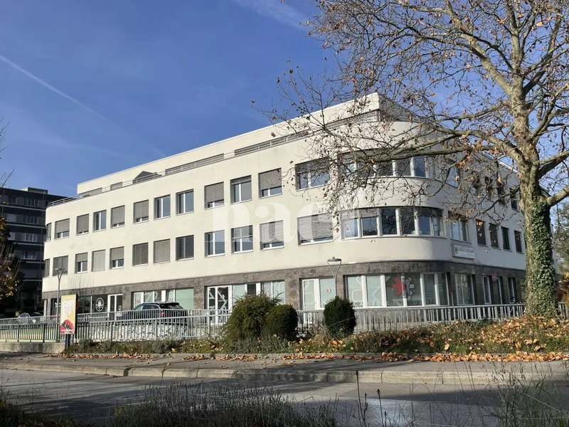 Gewerbe 4 Zimmer in Centre Les Tuillières
