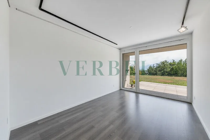 Maison / Villa 6 pièces à Chardonne — photo 9
