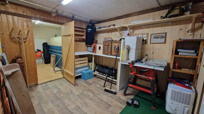 House / Villa 7.5 rooms in Perrefitte — photo 13