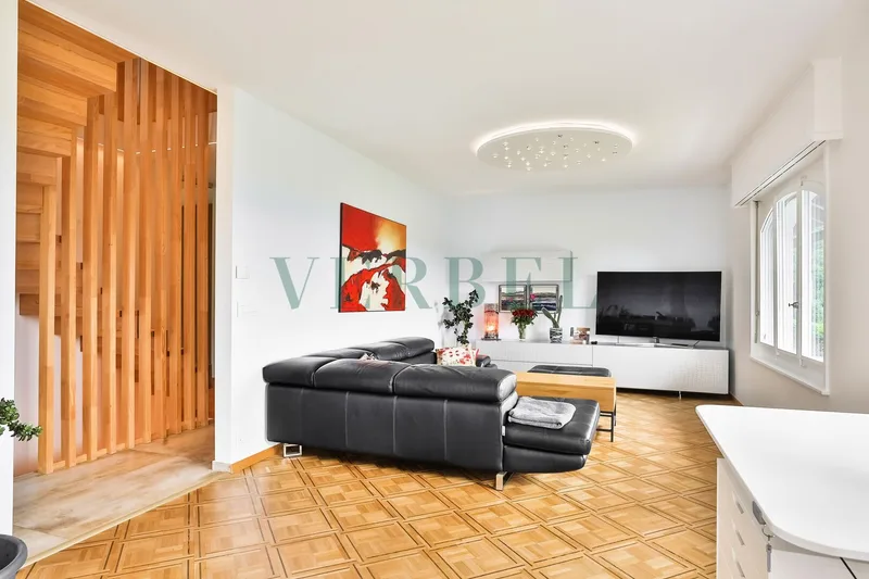 Maison / Villa 7.5 pièces à Saint-George — photo 2