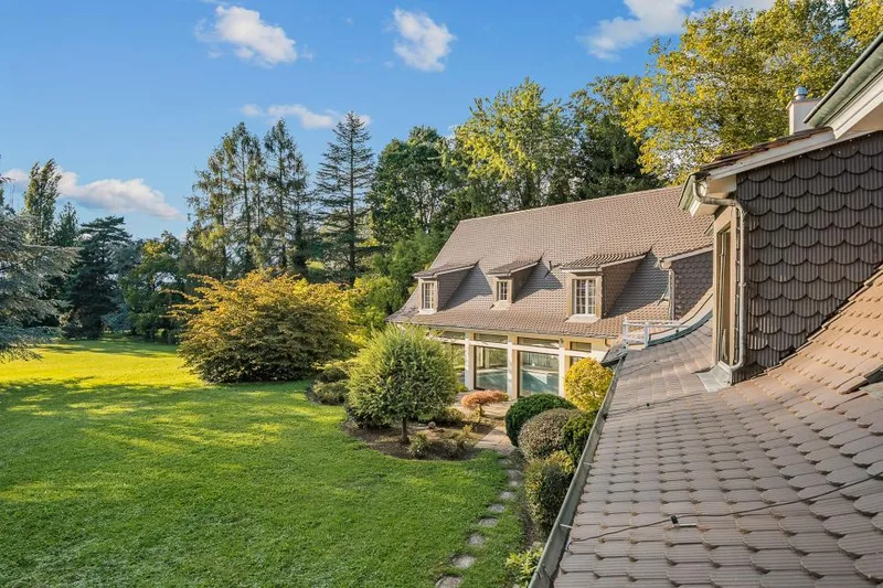 House / Villa in Prilly — 3