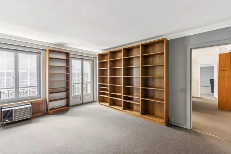 Commercial in Genève — 8