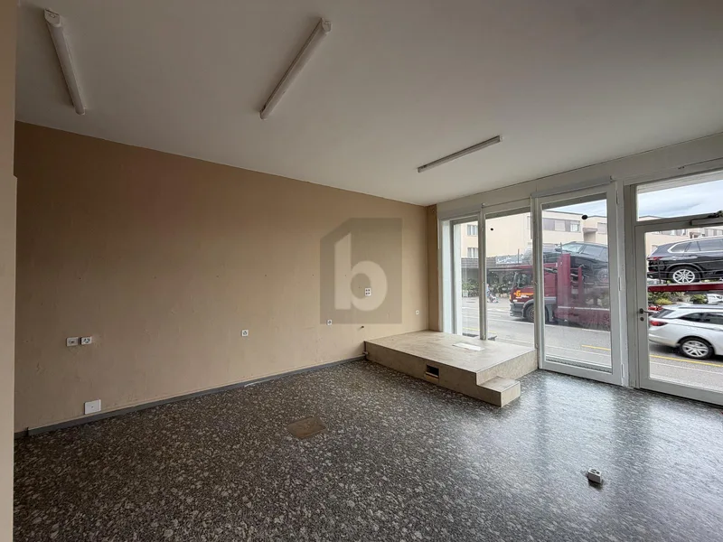 Gewerbe 3.5 Zimmer in Kloten
