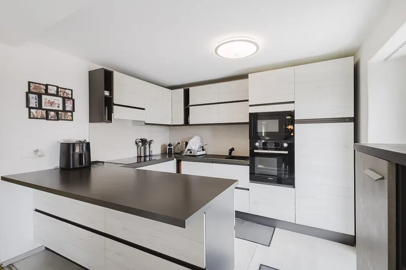 Maison / Villa 8 pièces à Mezzovico-Vira — 8