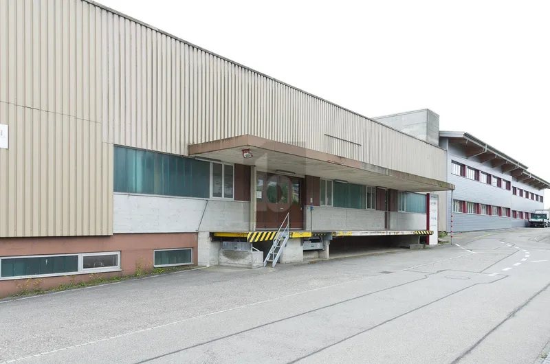Commercial à Oberbipp — photo 3