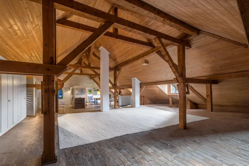 Maison / Villa 21 pièces à Tolochenaz — photo 9