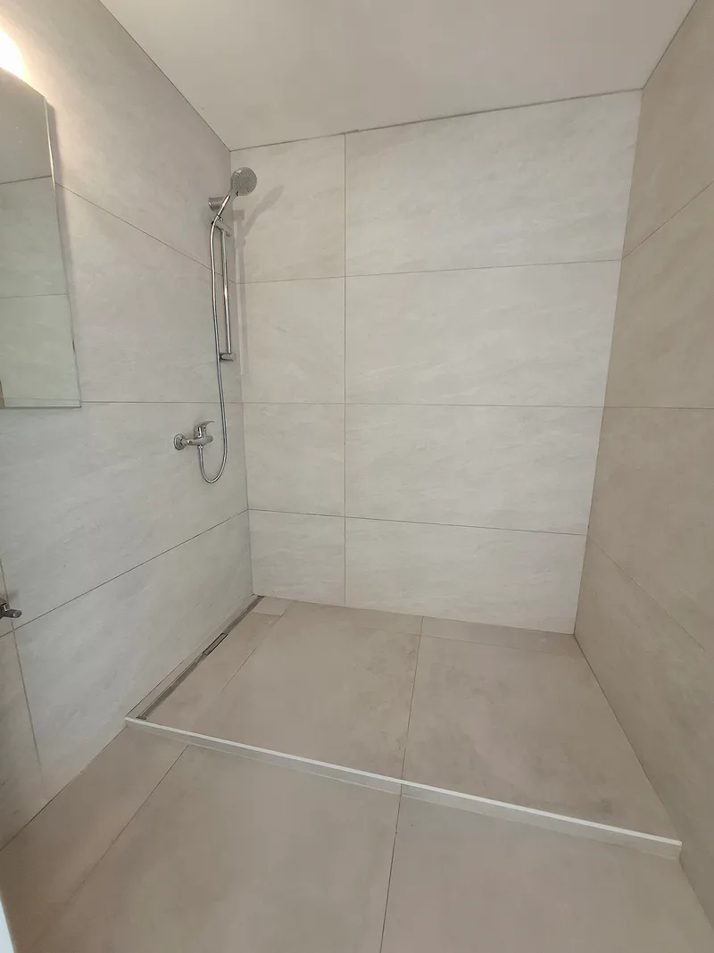 Appartement 3.5 pièces à District de la Riviera-Pays-d'Enhaut — 2