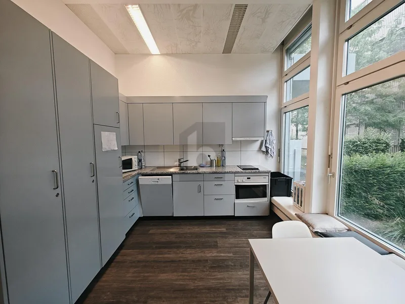 Gewerbe 31 Zimmer in Münchenstein — photo 3