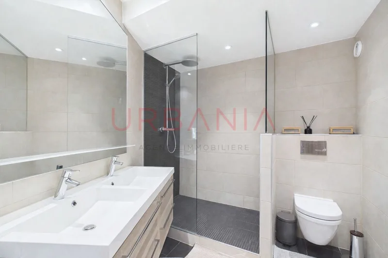 Appartement 5 pièces à Florissant — 8