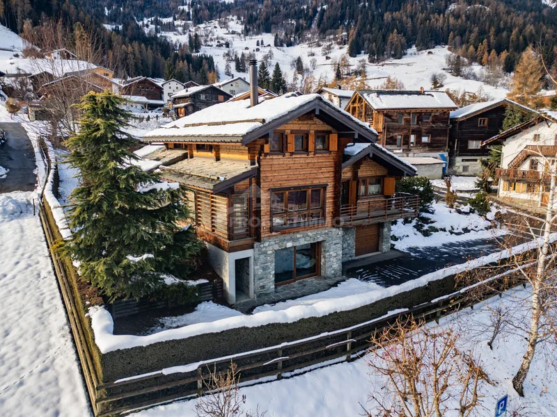 Maison / Villa 8.5 pièces à CENTRE — 10