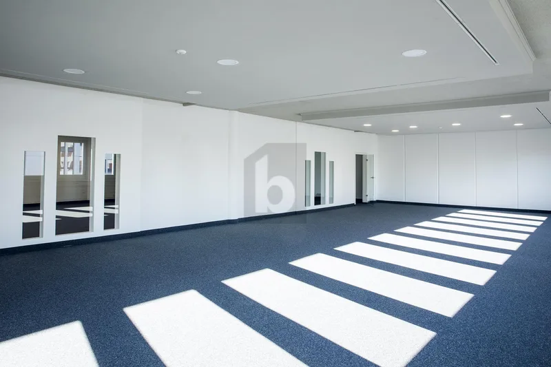 Commercial 2.5 rooms in Wallisellen — 4