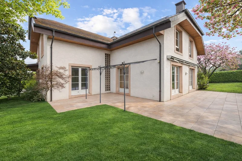 Maison / Villa 10 pièces à Plan-les-Ouates — photo 3